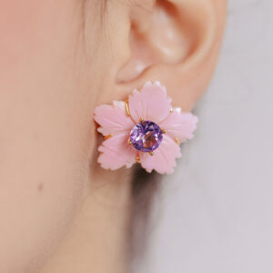 Brinco Flor Shell e Ametista